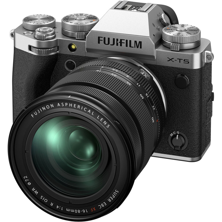 Fujifilm X-T5 with XF 116-80mm f/4